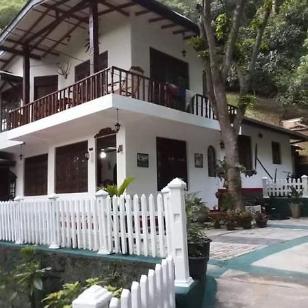 Villa25 Homestay Free Pick Up From The Centre كاندي المظهر الخارجي الصورة