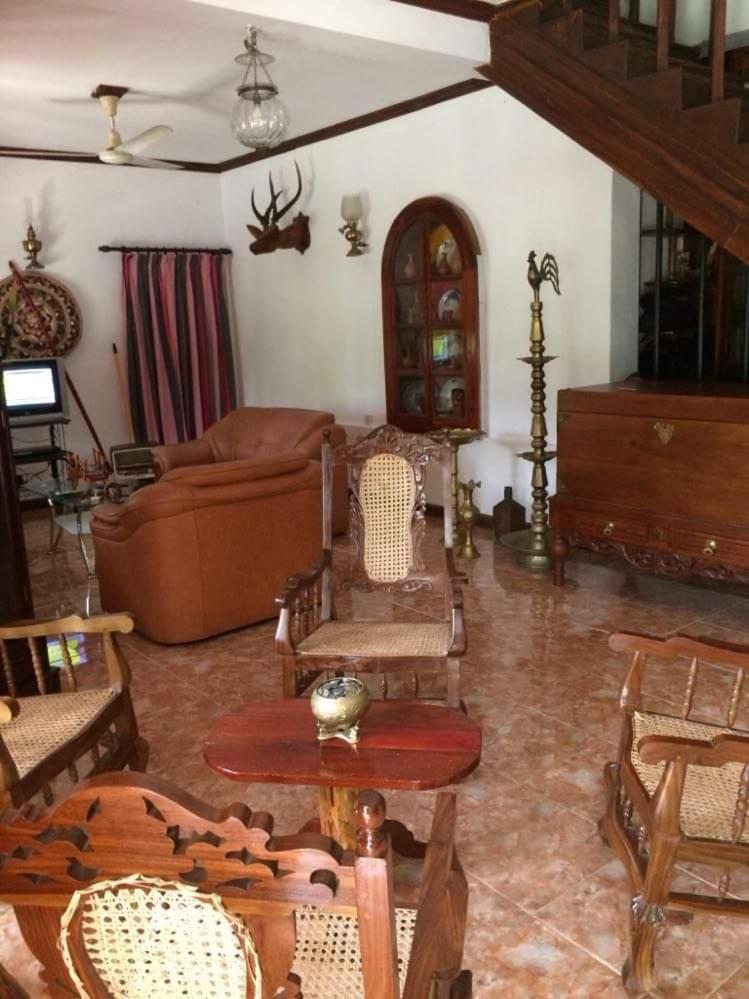 Villa25 Homestay Free Pick Up From The Centre كاندي المظهر الخارجي الصورة